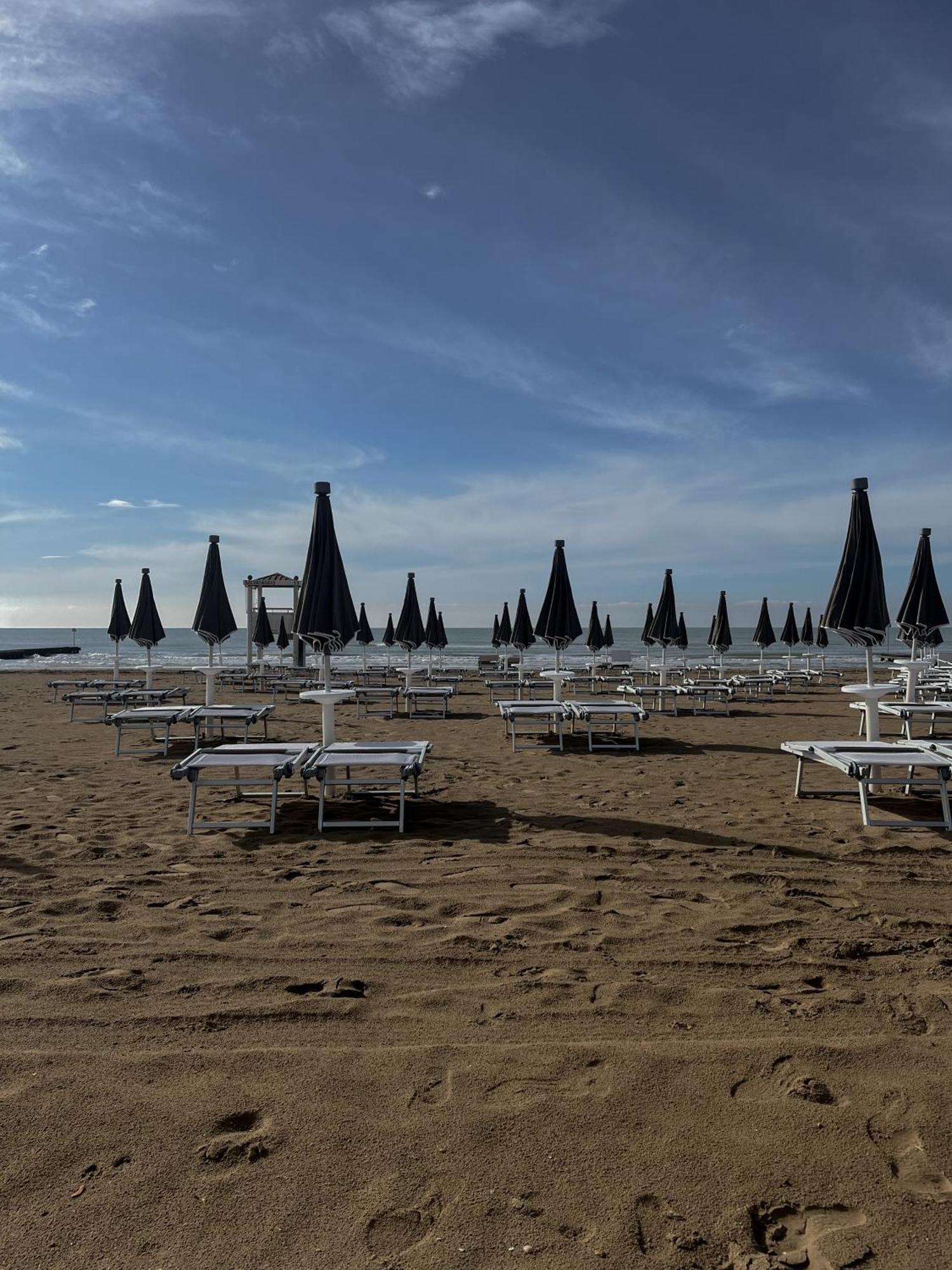 Apartment Luma With Pool Lido di Jesolo Exterior foto
